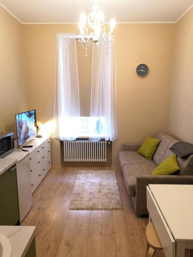 Cosy One Seperate Bedroom Apartment In City Center, Perfect For Family Trip. Рига Экстерьер фото