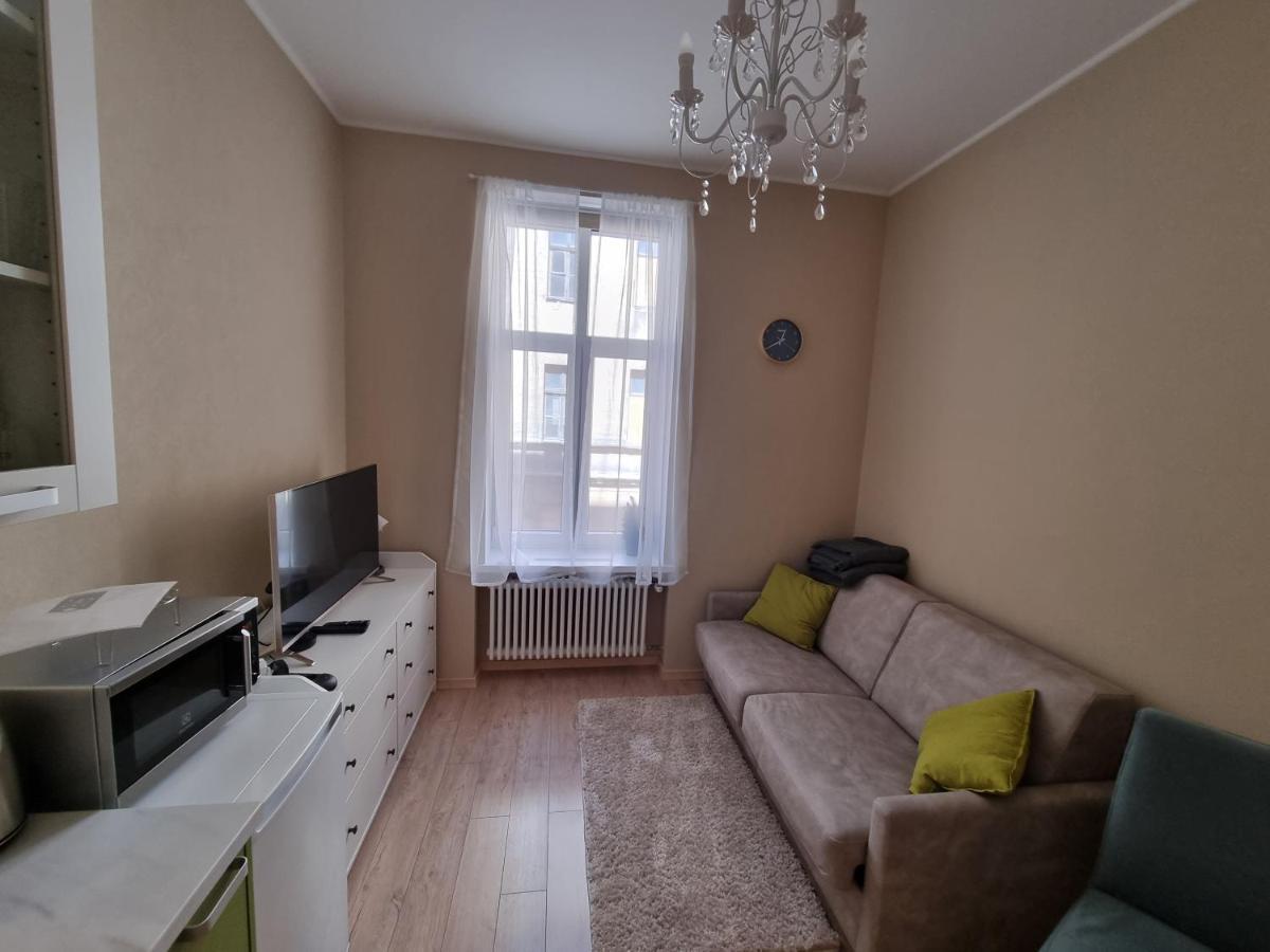Cosy One Seperate Bedroom Apartment In City Center, Perfect For Family Trip. Рига Экстерьер фото
